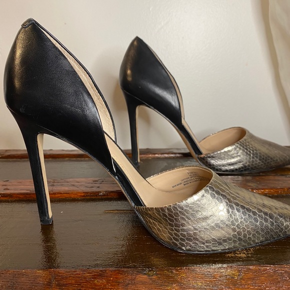 *Rare* Vince Camuto Baby Stiletto Silver Snakeskin - Picture 2 of 12